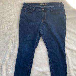 Old Navy the Sweet-Heart jeans, size 16 short